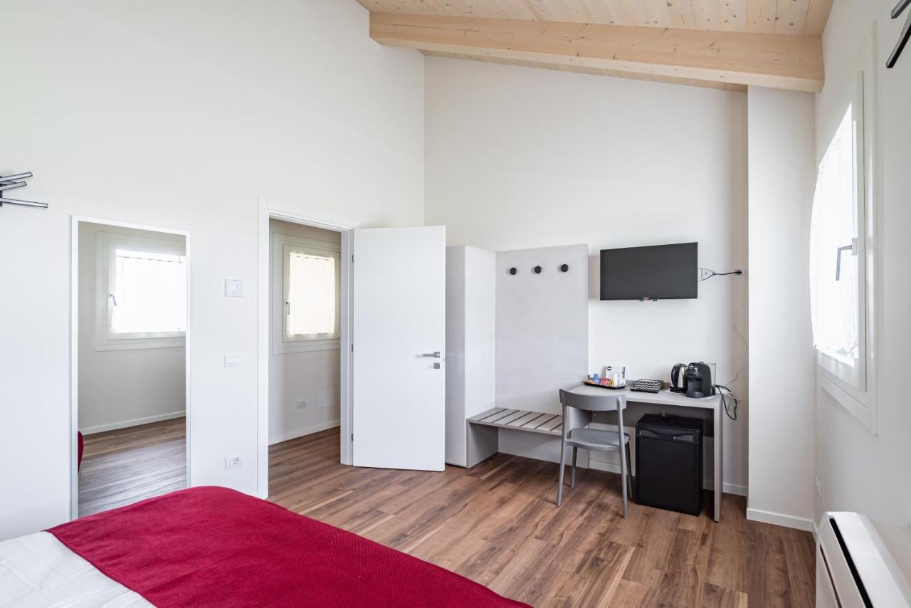 Ca Mia Rododendro & Mughetto Rooms Vicenza Luaran gambar